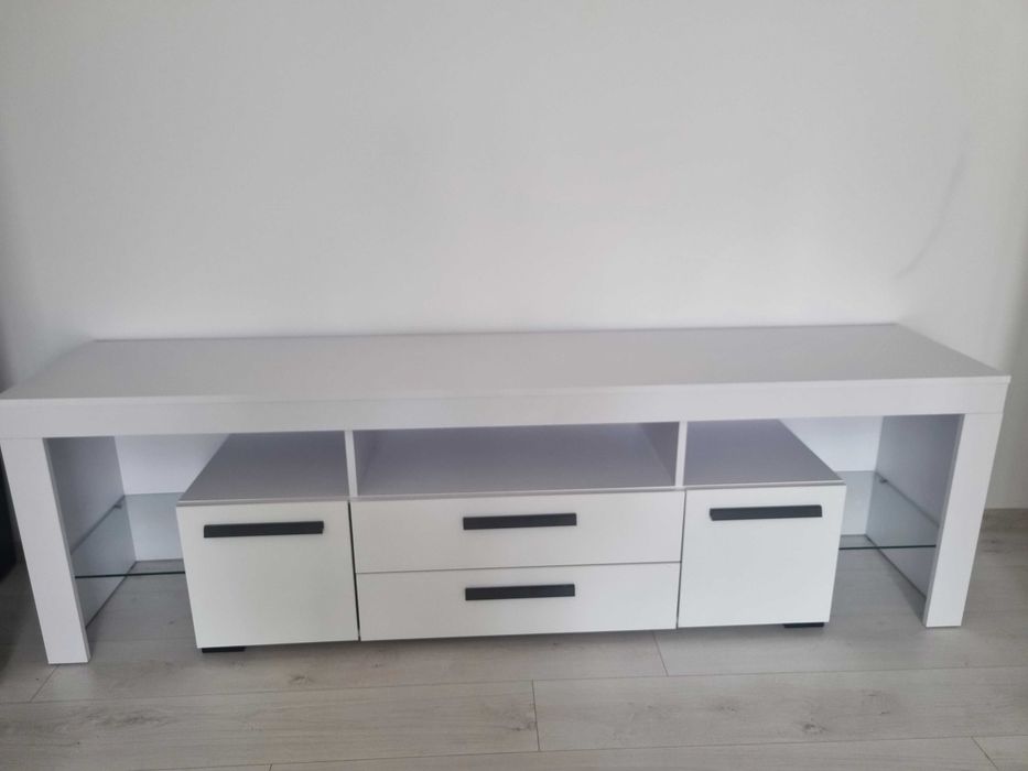 Comoda cumparata in februarie