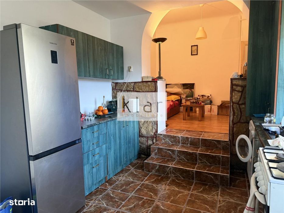 Casa Grigorescu aproape  de restaurantul Desaga