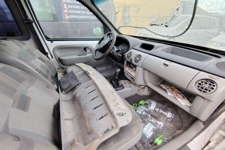 Oglinda dreapta Renault Kangoo 2002 1.5 dCi MT (68 hp)