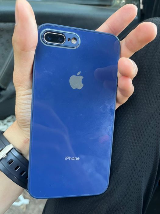 Айфон 7+с гарантией