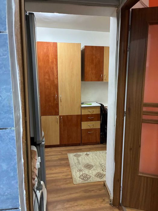 Inchiriez apartament cu 1 camera in Nufarul