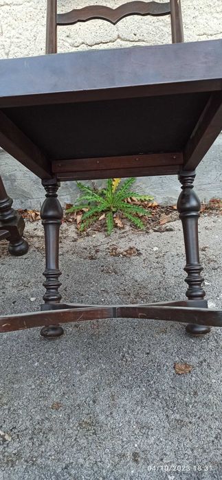 Маса с 4 стола - Дърво