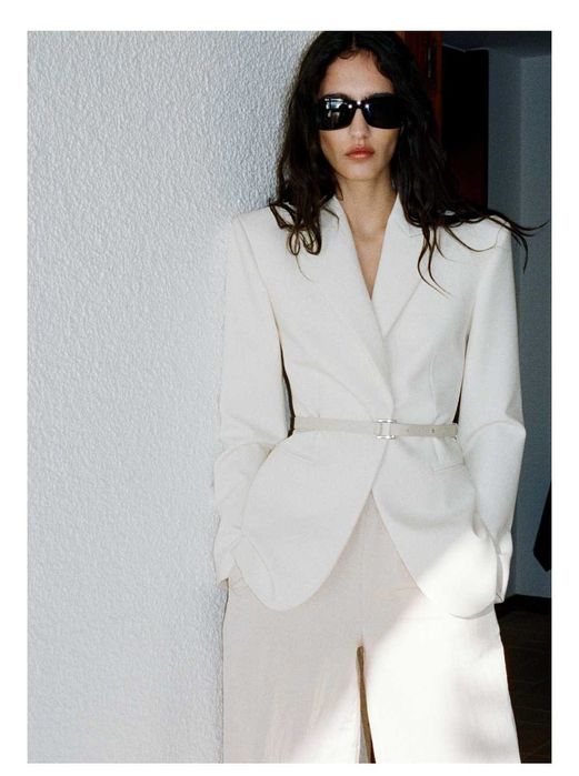 Блейзър с колан Mango