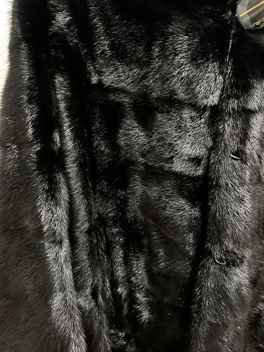 Шуба норковая (черная )