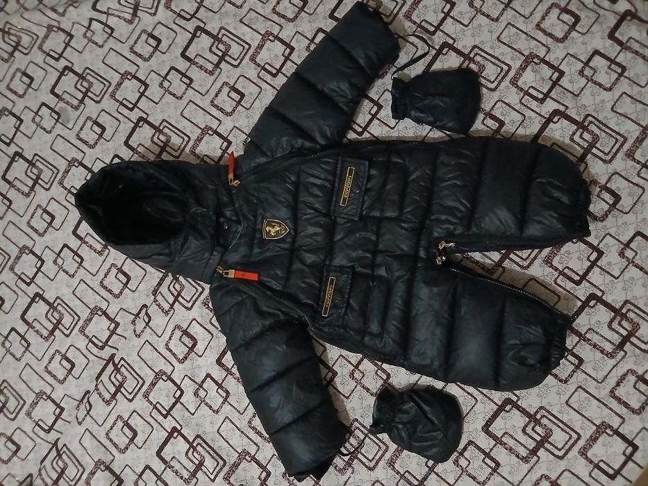 Продается комбез на фото