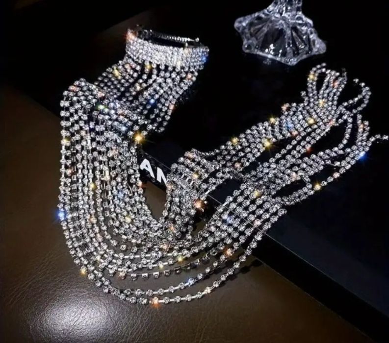 Accesoriu pentru coadă de cal, clip cu ciucuri, argintiu