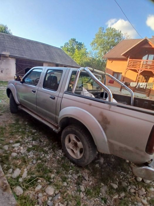 Jeep Nissan Navara