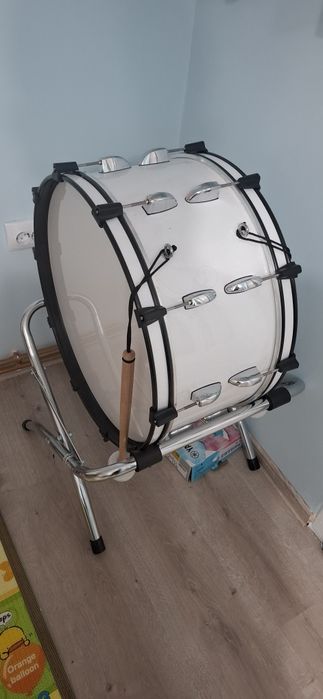 Instrument muzical Thomann ( Toba) si Cinele