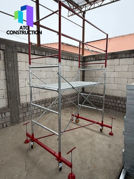 Строительные леса на колесах, с поддоном, и секцией безопасности Китай