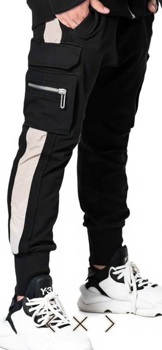 НОВИ!Суичър с цип и карго панталон к-т MADE BY SOCIETY