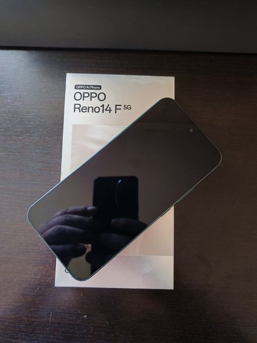 Vând Oppo Reno 14F 5G 8+8Gb/256Gb