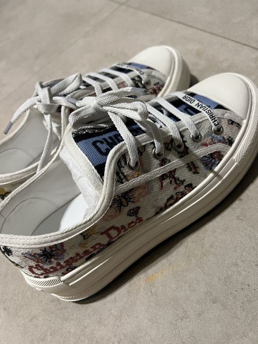 Маратонки Dior.