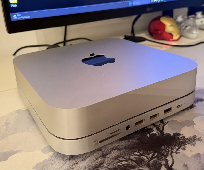 Vand Mac Mini M1 8Gb Ram, 256Gb SSD si dock Satechi