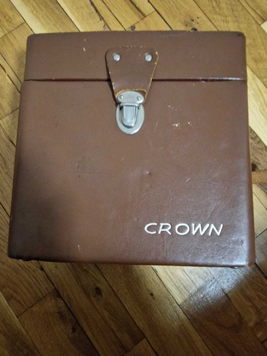 Японска камера CROWN