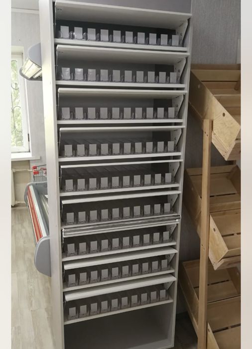 Продам полку для сигарет