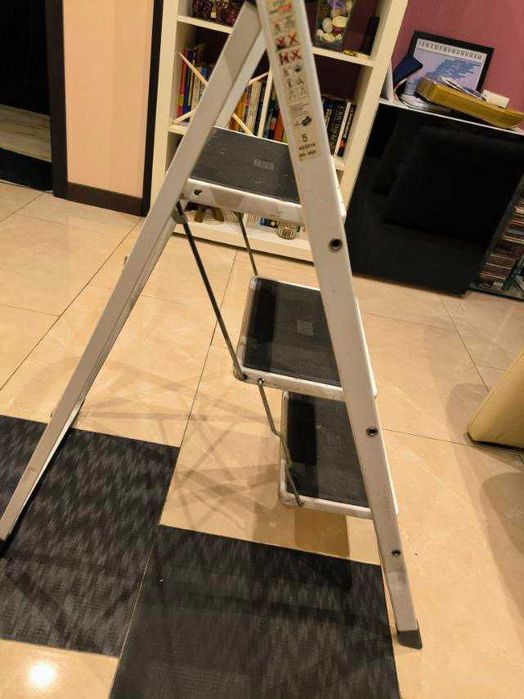 Продавам стълба - домакинска