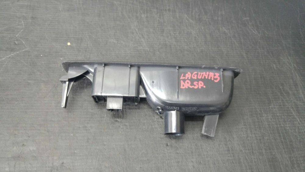 Buton geam electric dreapta spate renault laguna 3 bt0 1 82944002r