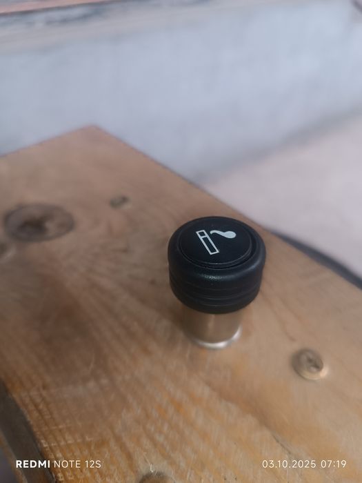 Прикуриватель от Нексии