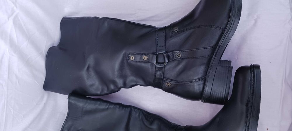 Кожени нови български ботуши