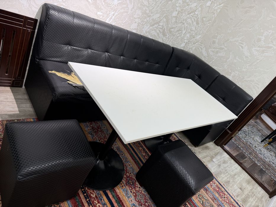 для кухни уголок