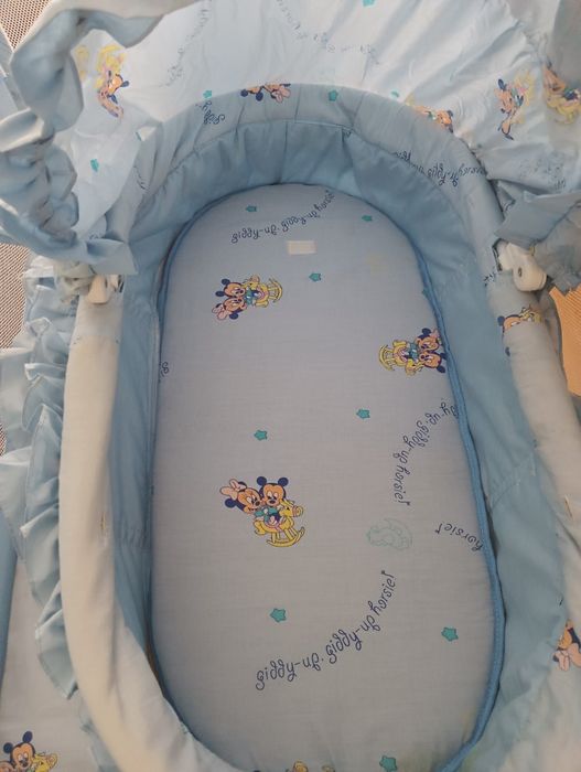 Манеж из Диснейленда