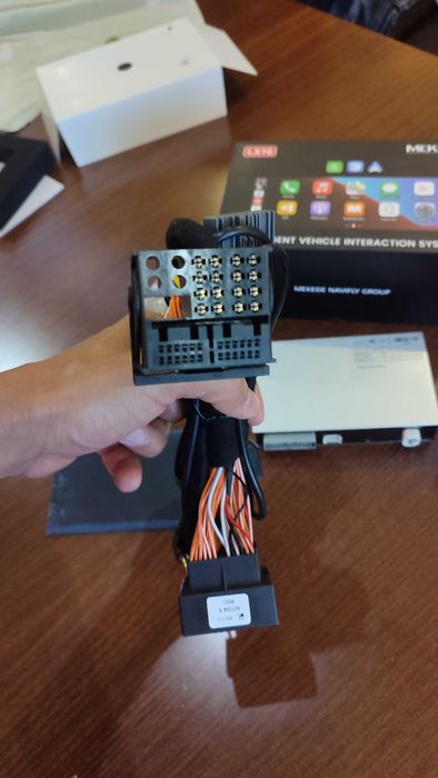 CarPlay / Android Auto интерфейс MEKEDE LX10 – нов