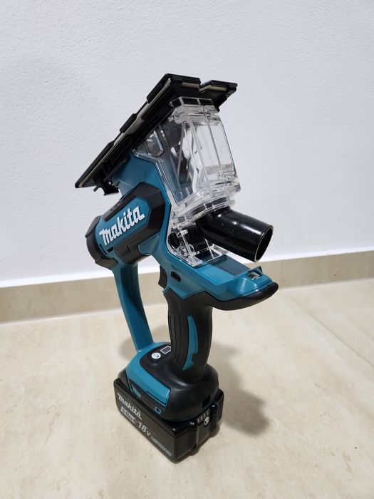 Masina de decupat makita DSD180