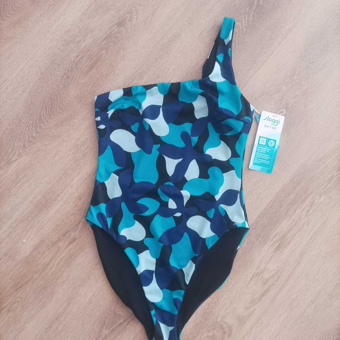 Juisy Couture XS/Triumph  36C цял бански