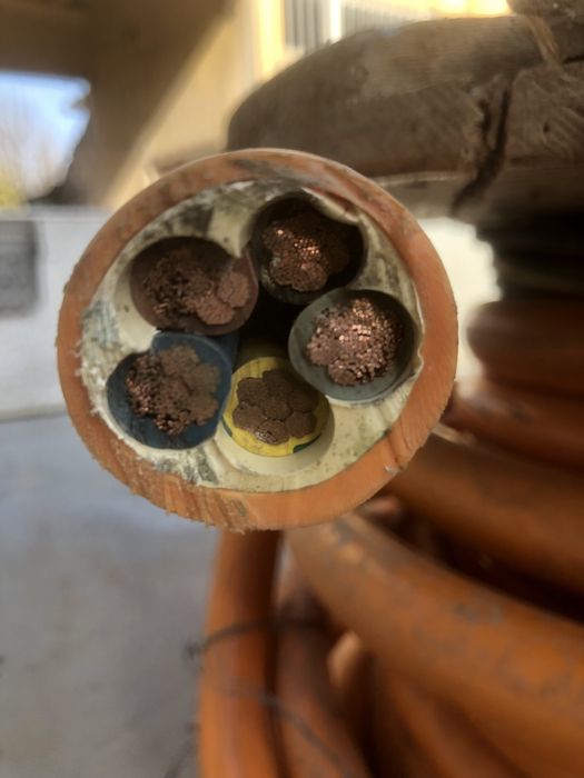 Vand cablu special bransamente