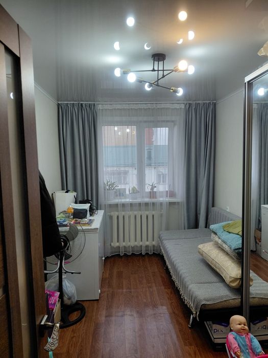 Продам 2 комн квартиру в центре