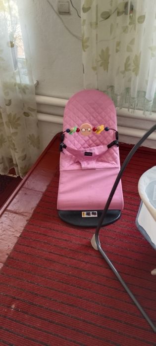 Детский качели и шезлонг