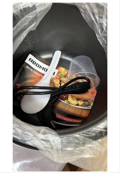 Мультиварка Sungar SQ - 1100 черный