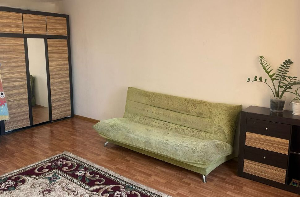 Диван, Шкаф, Камод