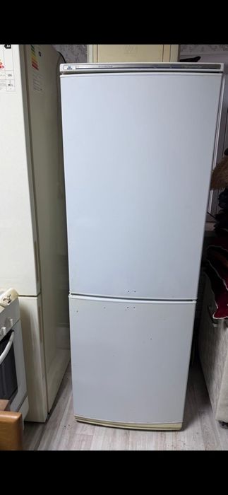 Назарларынызга холодильник сатамыз