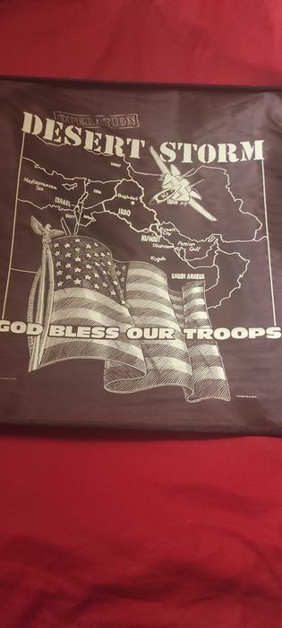 Banner Operațiunea Furtună în Deșert 1991.   107 cm inaltime x 103 cm latime .