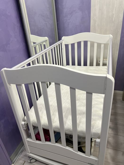 Детская кроватка