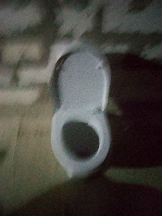 Унитаз продам срочно