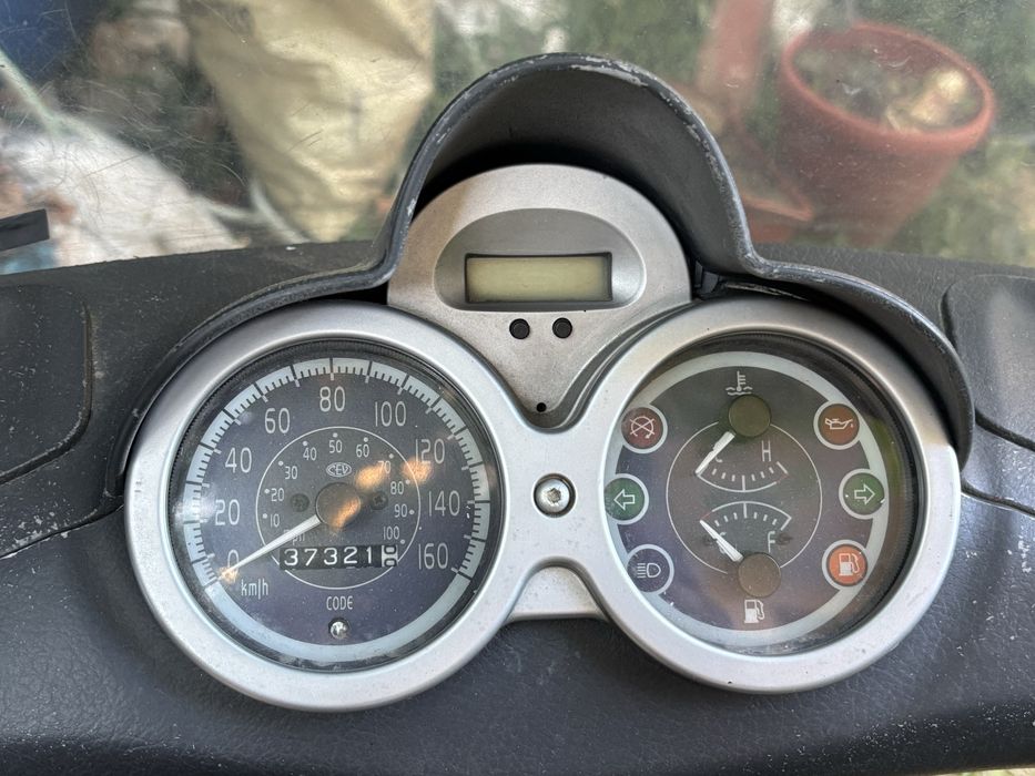 Пиаджо Бевърли 125 сс