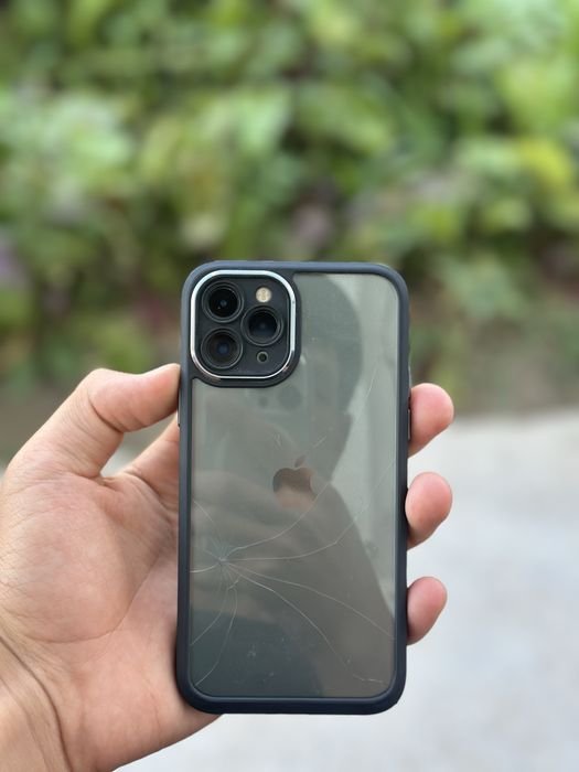 Iphone 11 pro sotiladi abmen ozidan katta tellarga
