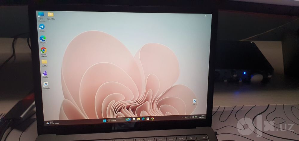 Microsoft surface laptop 4