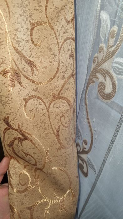 Vand 2 seturi de perdele+draperii