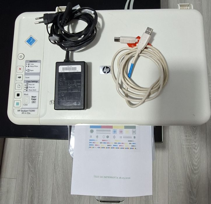 Vind imprimanta/scanner/copiator  HP Deskjet F2280 !