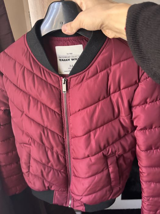 Дамско късо зимно яке