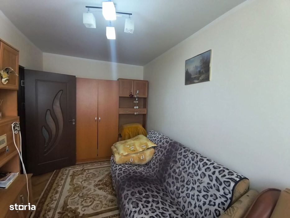 Apartament 2 camere de vanzare| Central, Suceava | Decomandat