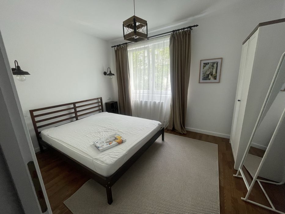 Inchiriez apartament 2 camere central