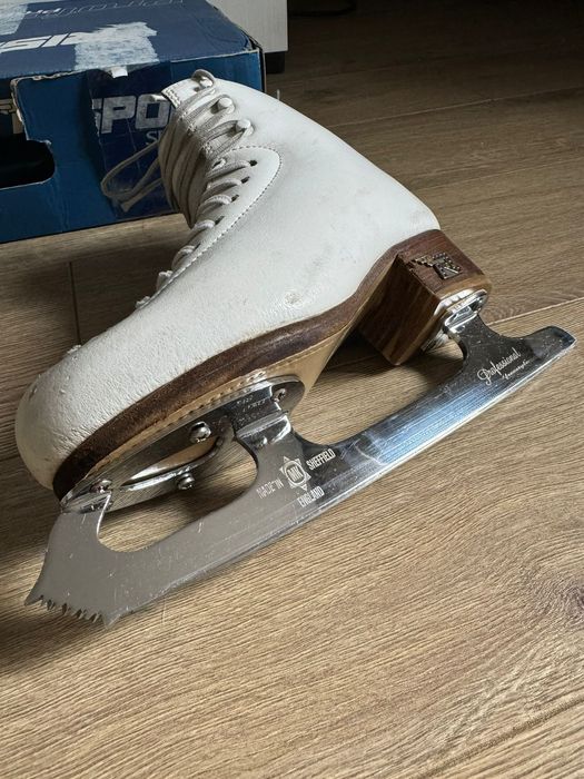 Фигурные коньки б/у Risport RF3