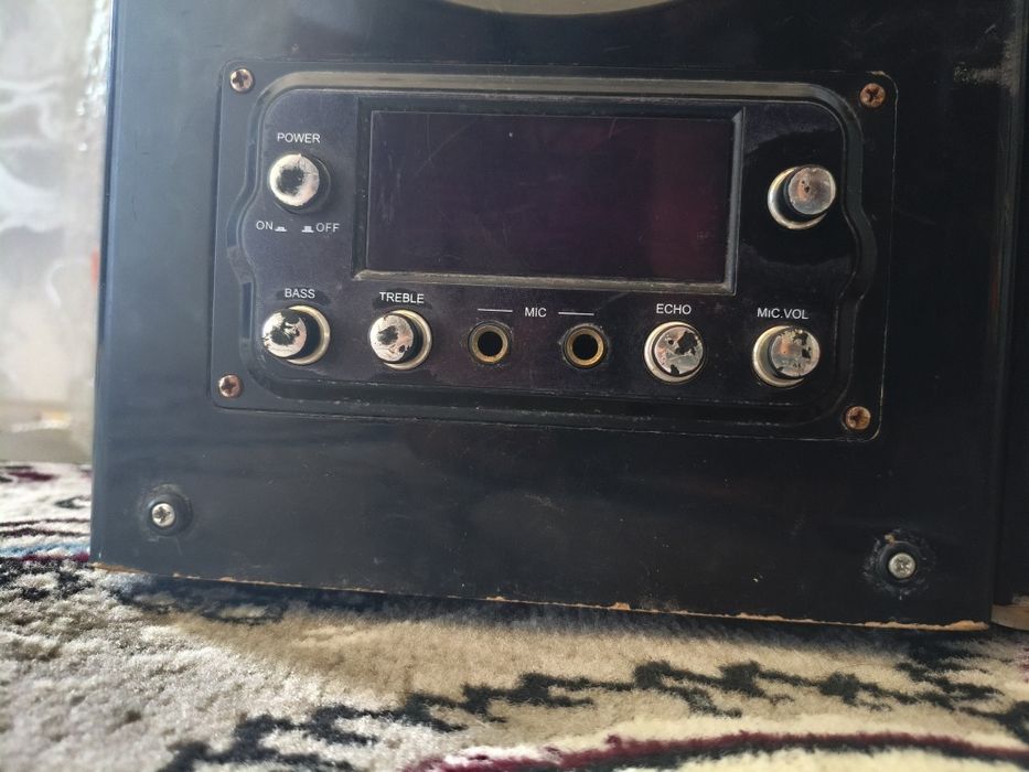 Muzikalni sentr sotiladi