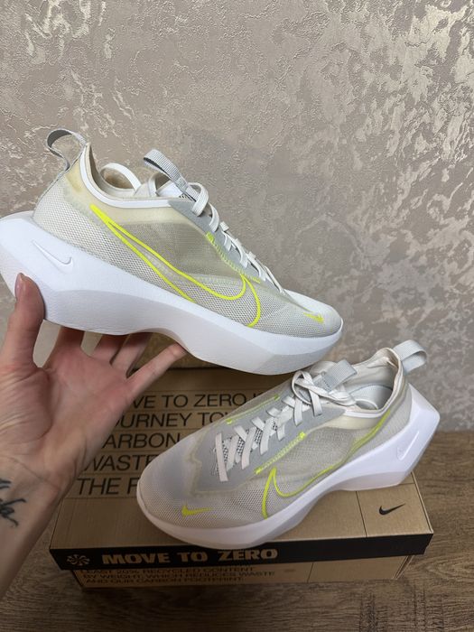 Nike Vista Lite бели