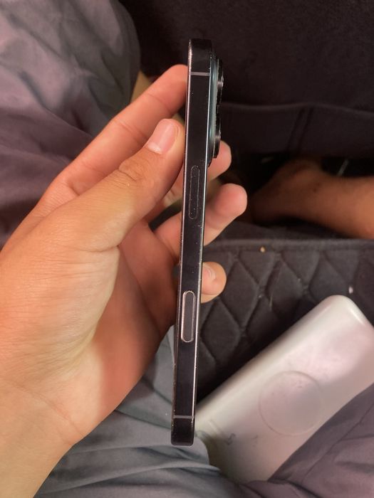 Продам Iphone 16 pro 128гб