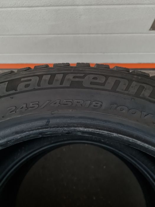 Зимни гуми 2 броя LAUFEN IFit 245 45 R18 дот 4121